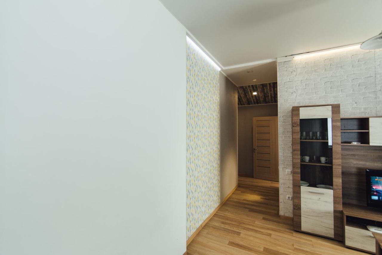 Apartments Faraon 4 Sumy Bagian luar foto